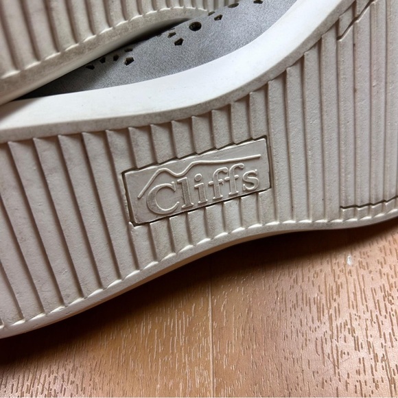 Cliffs by WHITE MOUNTAIN Gray Slip-On Loafers with Perforated Design - Picture 12 of 15